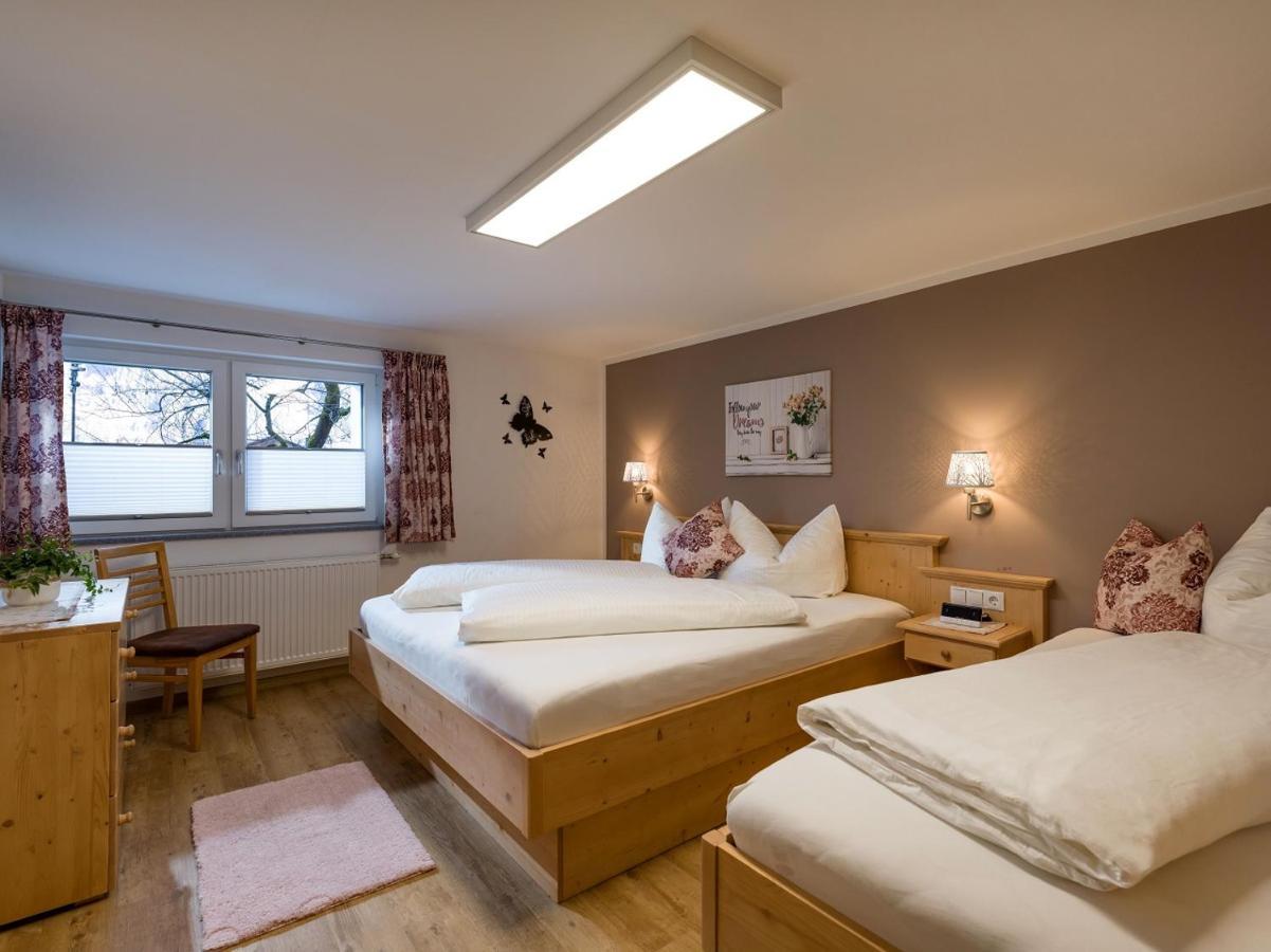Hof Neuhaus Apartment Mayrhofen Exterior photo